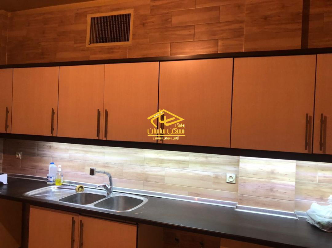 خريد آپارتمان قدرالسهم دار در فرشته ٢٠٤ متر ٤ خواب خوش نقشه بازسازي شده ٢ پاركينگ دسترسي عالي حياط مشجر