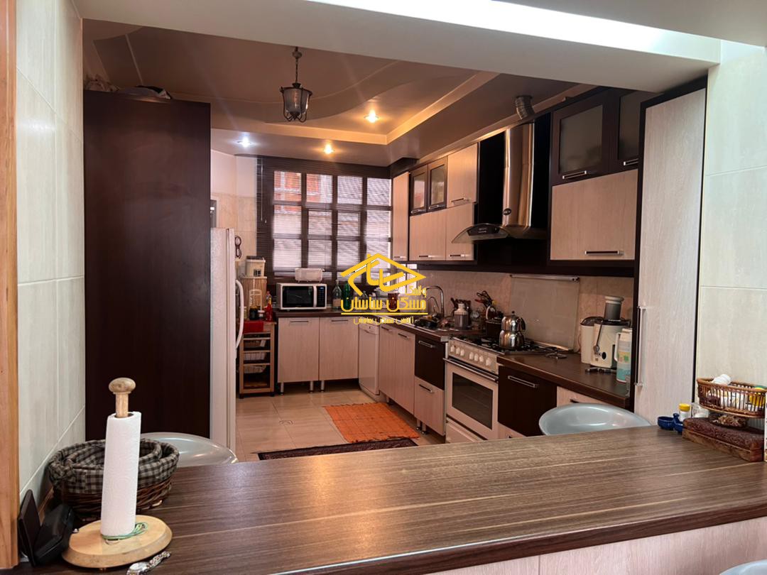 خريد آپارتمان در دركه ١٩٥ متر ٤ خواب خوش نقشه ويو بي نظير فول امكانات در خيابان كوهسار