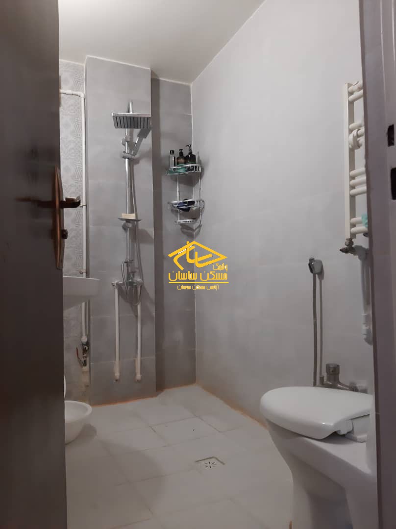 خريد آپارتمان در دركه ١٥٠ متر ٣ خواب خوش نقشه طبقه بالا وبو بي نظير در خيابان احمدپور