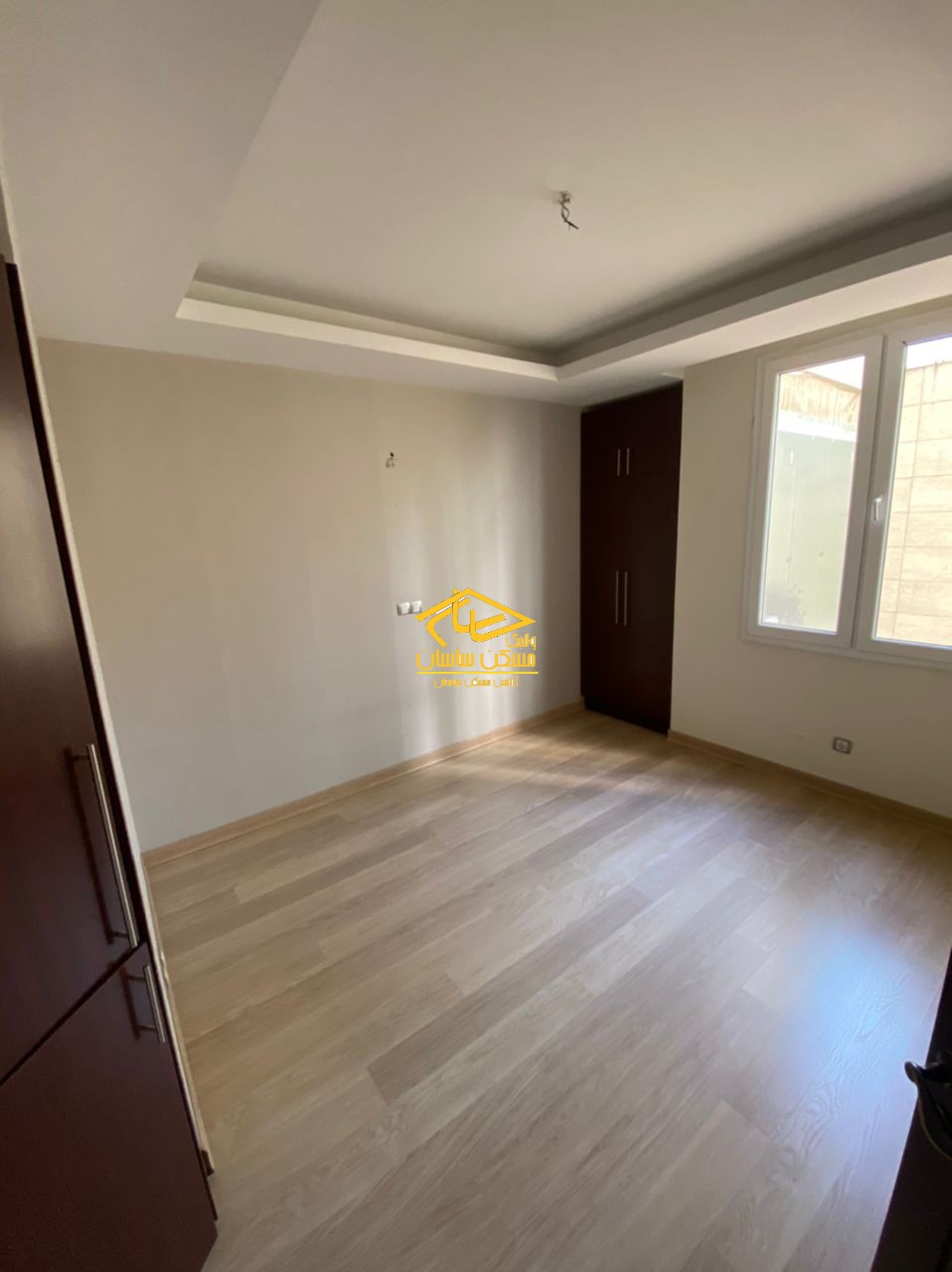 اجاره آپارتمان در الهيه ١٦٢ متر ٣ خواب خوش نقشه فول امكانات در ساختمان نگار