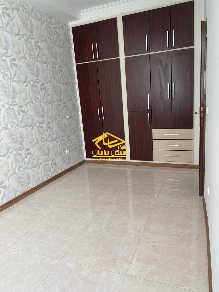 خريد آپارتمان در اوين ١١٢ متر ٢ خواب ٢ پاركينگ بازسازي شده طبقات بالا خوش نقشه در خيابان اعرابي