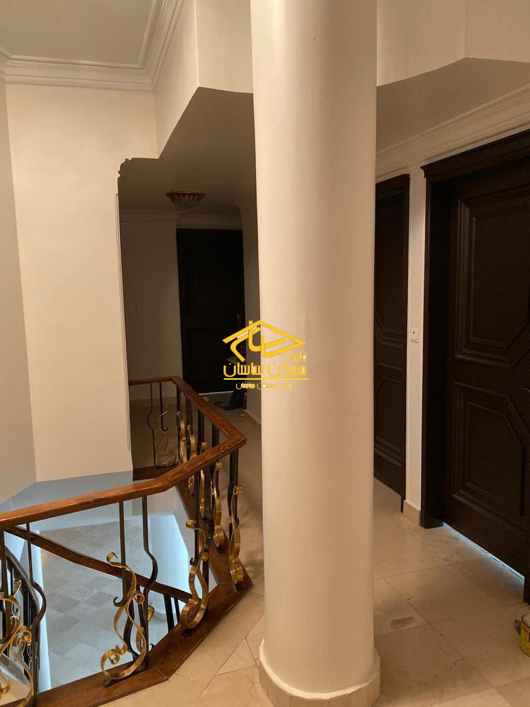 اجاره ويلا در اوين ٤٨٠ متر دوبلكس بازسازي شده خوش نقشه دسترسي عالي در خيابان هشترودي