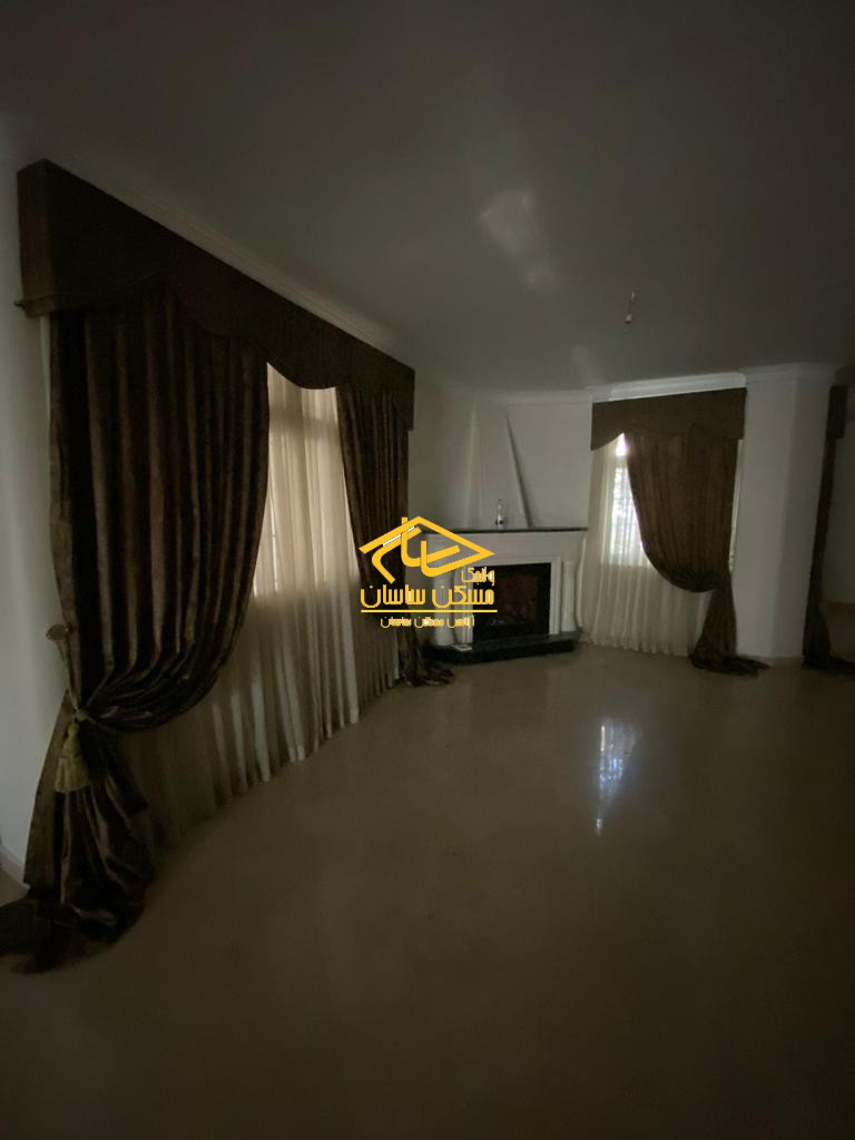 اجاره ويلا در اوين ٤٨٠ متر دوبلكس بازسازي شده خوش نقشه دسترسي عالي در خيابان هشترودي