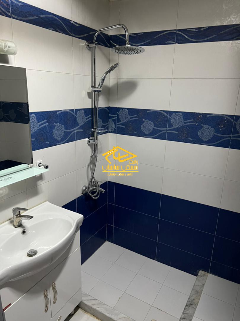 اجاره آپارتمان در اوين ٩٠ متر ٢ خواب خوش نقشه بسيار تميز دسترسي عالي