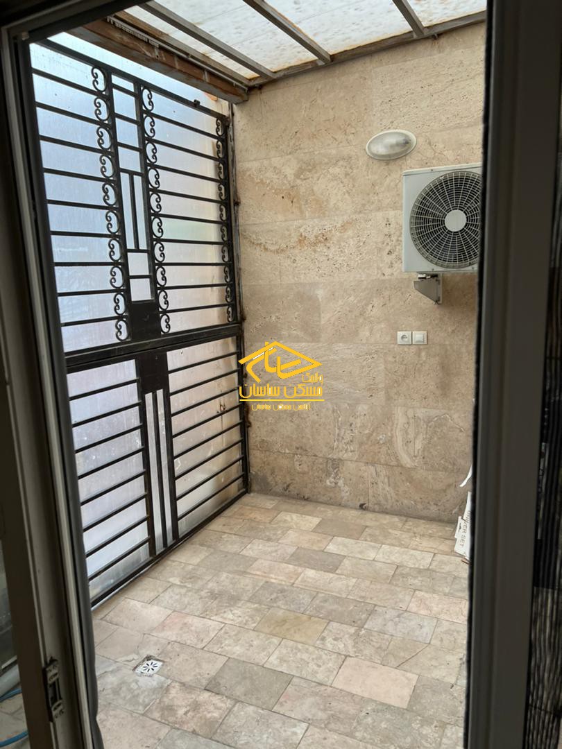 اجاره آپارتمان در اوين ٩٠ متر ٢ خواب خوش نقشه بسيار تميز دسترسي عالي