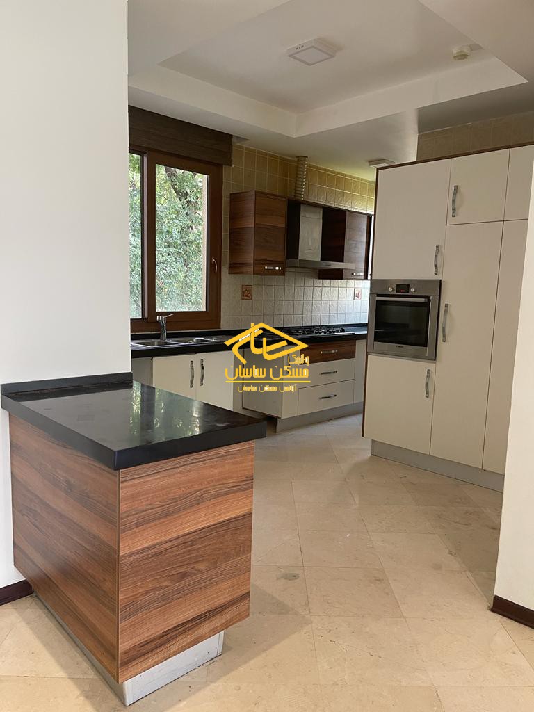 اجاره آپارتمان در فرشته ١٢٥ متر ٢ خواب خوش نقشه طبقات بالا ويو بي نظير در خيابان حسابي