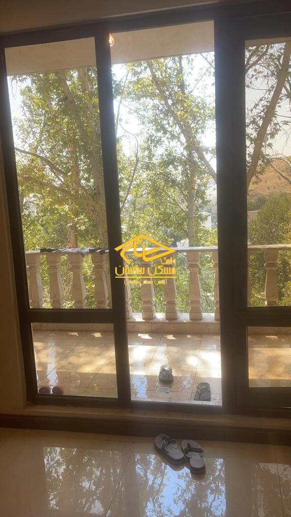 اجاره آپارتمان در دركه ١٧٥ متر ٣ خواب فول امكانات ويو بي نظير خوش نقشه دسترسي عالي تراس قابل چيدمان در خيابان سيزده چنار