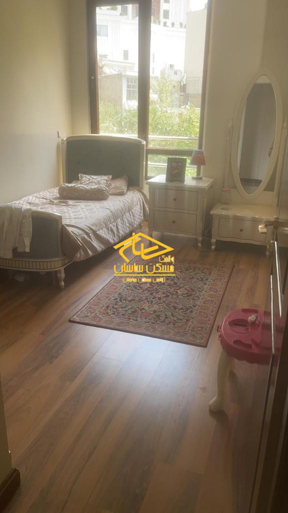 اجاره آپارتمان در دركه ١٧٥ متر ٣ خواب فول امكانات ويو بي نظير خوش نقشه دسترسي عالي تراس قابل چيدمان در خيابان سيزده چنار