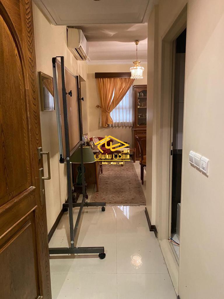 خريد آپارتمان در دركه ١٠٥ متر ٢ خواب خوش نقشه طبقات بالا بسيار تميز در ساختمان دنا