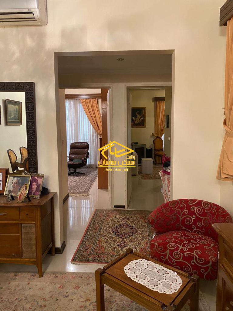 خريد آپارتمان در دركه ١٠٥ متر ٢ خواب خوش نقشه طبقات بالا بسيار تميز در ساختمان دنا