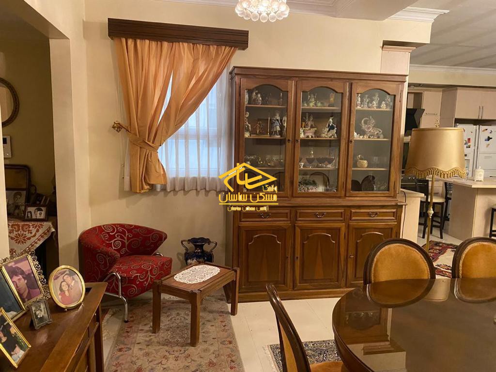 خريد آپارتمان در دركه ١٠٥ متر ٢ خواب خوش نقشه طبقات بالا بسيار تميز در ساختمان دنا