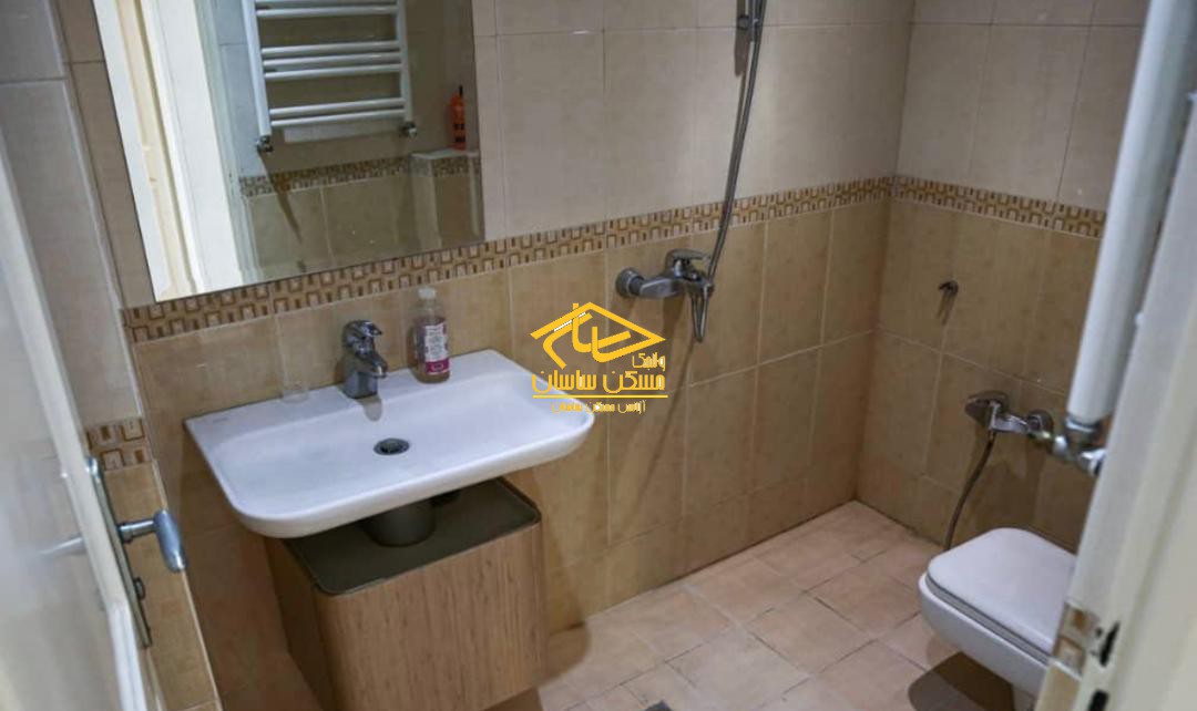 خريد آپارتمان در اوين ١٤٠ متر ٣ خواب خوش نقشه بسيار تميز ويو بي نظير در خيابان اعرابي