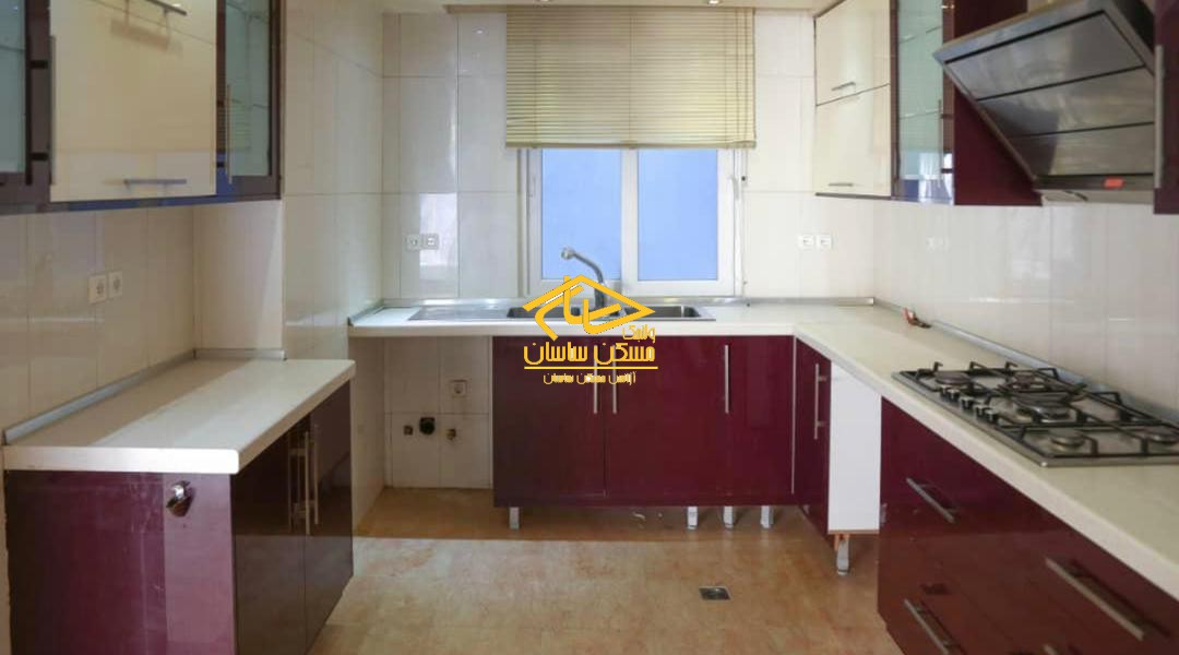 خريد آپارتمان در اوين ١٤٠ متر ٣ خواب خوش نقشه بسيار تميز ويو بي نظير در خيابان اعرابي