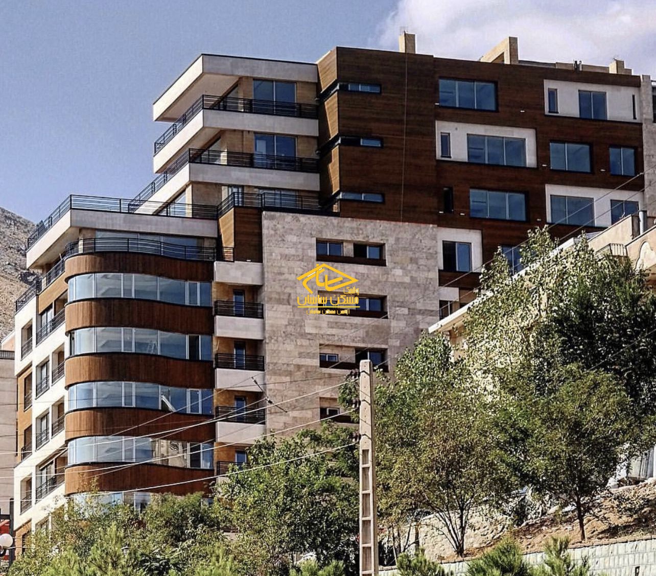 اجاره آپارتمان در دركه ١٦٠ متر ٣ خواب خوش نقشه كليد نخورده ويو بي نظير فول امكانات در مجتمع vip