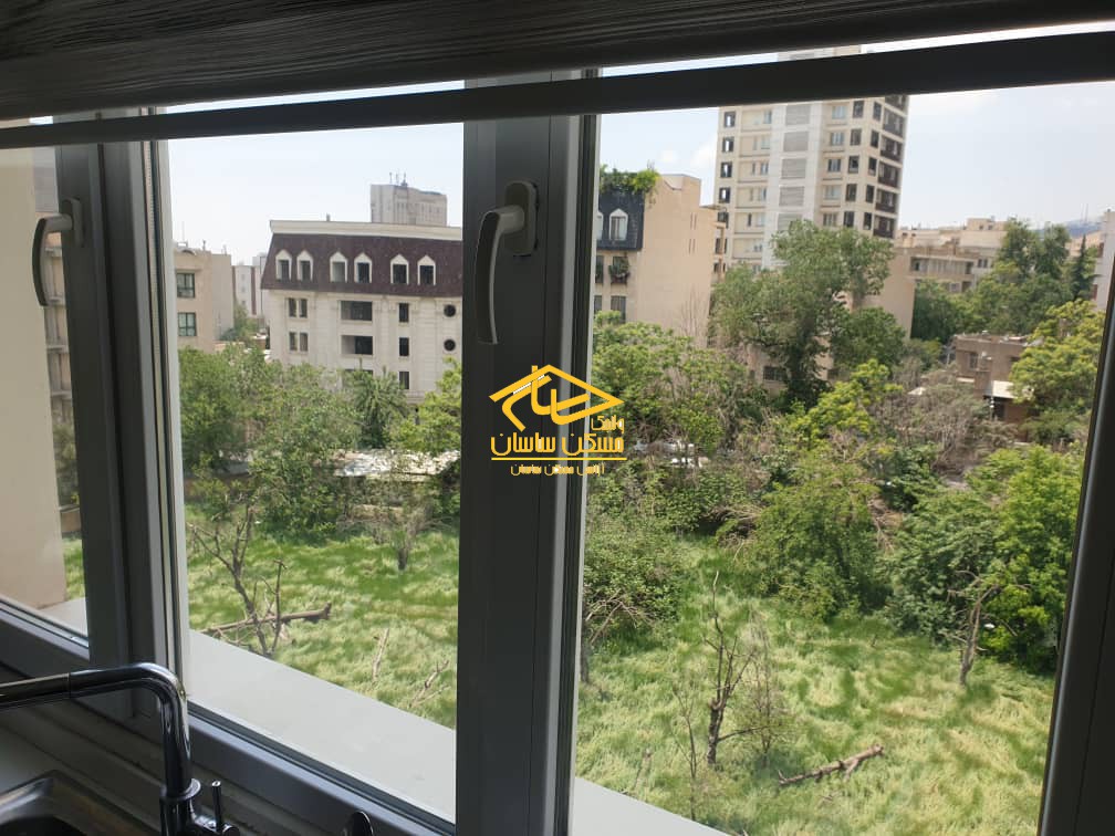 اجاره آپارتمان در اوين ١٠٧ متر ٢ خواب خوش نقشه طبقات بالا ٢ پاركينگ فول امكانات دسترسي عالي در برج سورنا