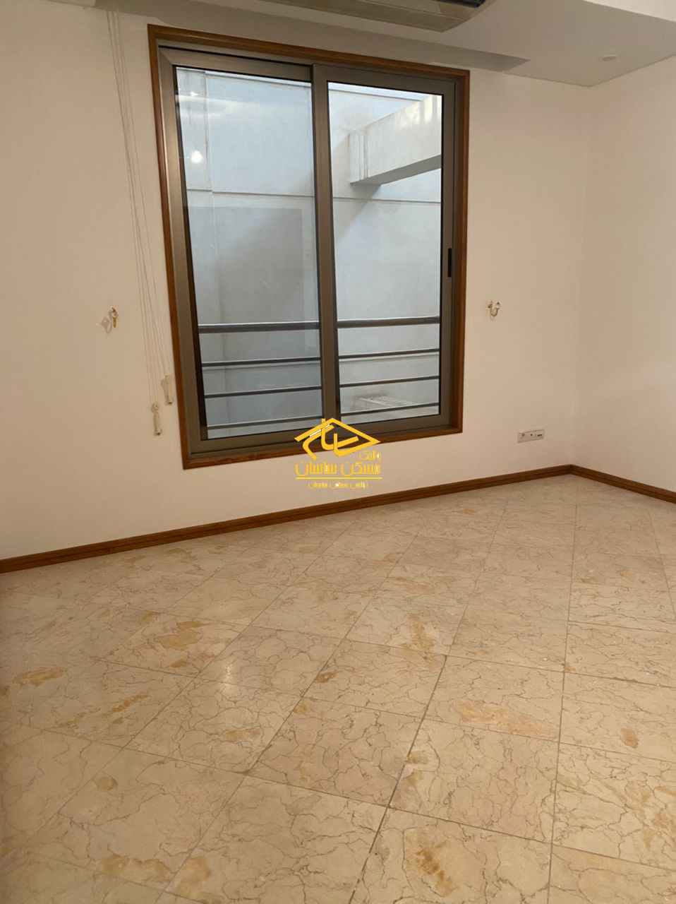 اجاره آپارتمان در دركه ٢١٠ متر ٣ خواب خوش نقشه فول امكانات ٢ پاركينگ طبقات بالا فول امكانات دسترسي عالي