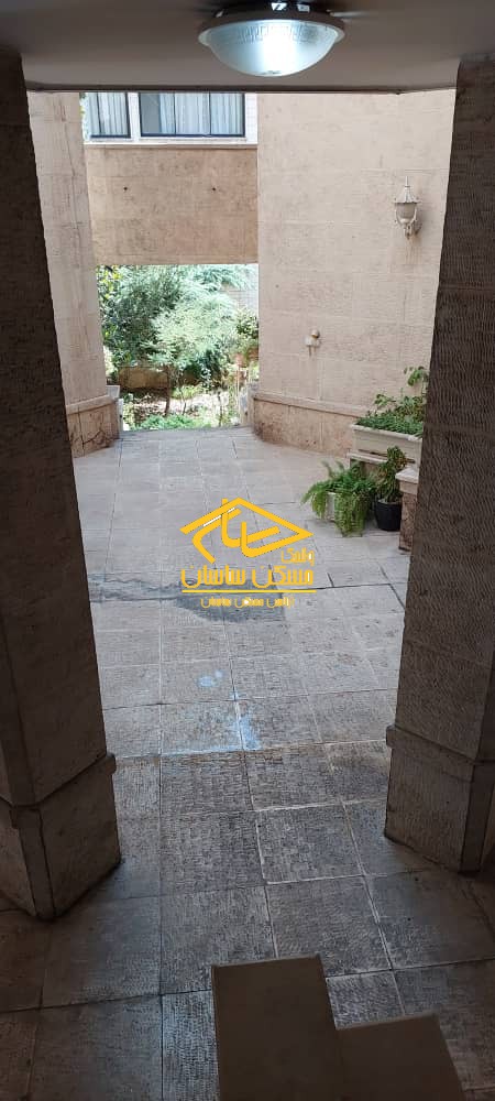 اجاره آپارتمان در محموديه ١٩٠ متر ٣ خواب بسيار تميز حياط مشجر دسترسي عالي در خيابان مقدس اردبيلي