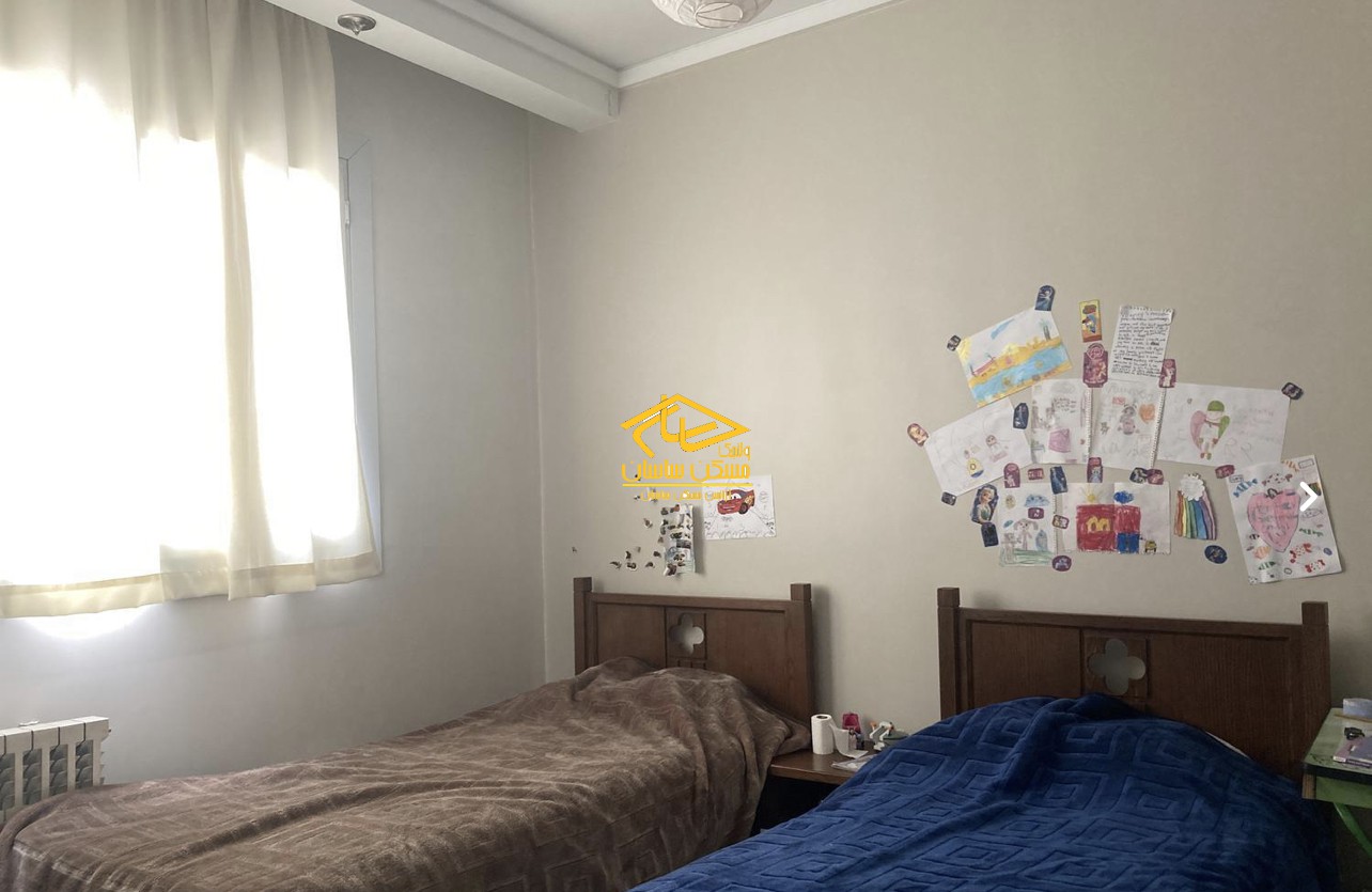 خريد آپارتمان در دركه ١٠٧ متر ٢ خواب خوش نقشه طبقات بالا ويو بي نظير بسيار تميز دسترسي عالي در ساختمان فانوس