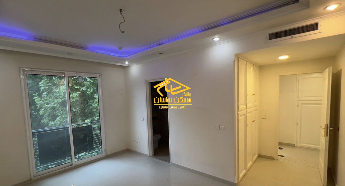 خريد آپارتمان در اوين ١٤٧ متر ٣ خواب خوش نقشه ويو مشجر طبقات بالا ٢ پاركينگ در خيابان باغستان