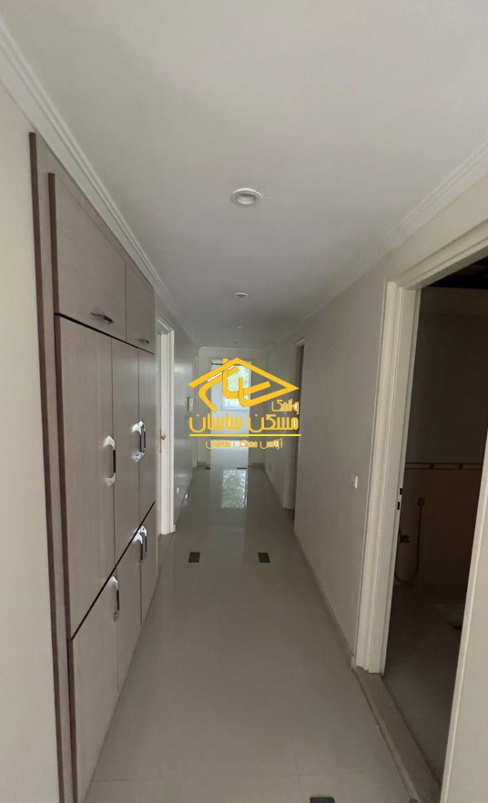 خريد آپارتمان در اوين ١٤٧ متر ٣ خواب خوش نقشه ويو مشجر طبقات بالا ٢ پاركينگ در خيابان باغستان