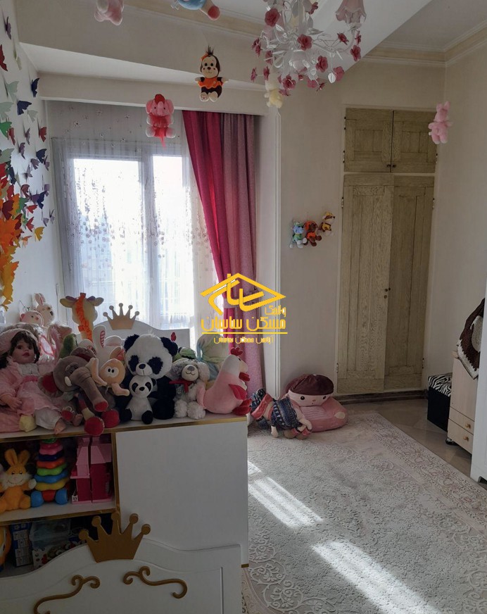 خريد آپارتمان در اوين ١٠٧ متر ٢ خواب خوش نقشه دسترسي عالي در ساختمان آريا