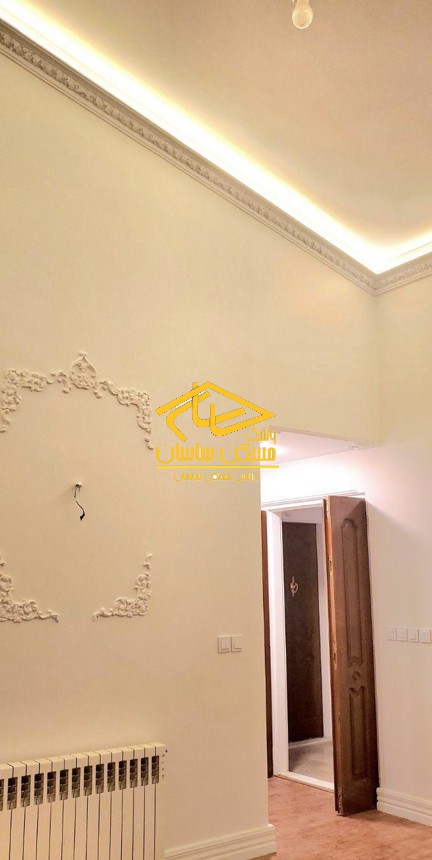 اجاره آپارتمان در محموديه ١٣٢ متر ٢ خواب خوش نقشه بازسازي شده كم واحد دسترسي عالي حياط مشجر در خيابان حيدري