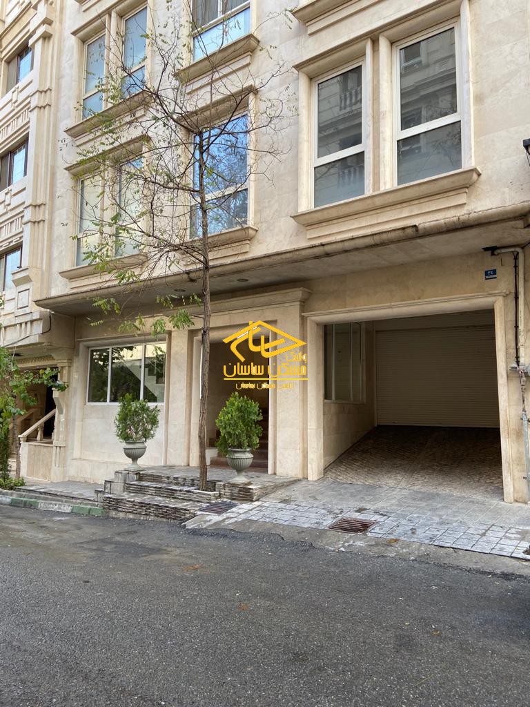 اجاره آپارتمان 200 متری 3 خواب خوش نقشه تکواحدی ویو بی نظیر کوهستان آشپزخانه فرنیش بوش طبقات بالا در جمشیدیه