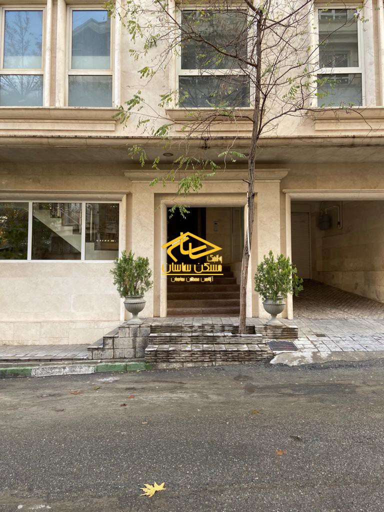 اجاره آپارتمان 200 متری 3 خواب خوش نقشه تکواحدی ویو بی نظیر کوهستان آشپزخانه فرنیش بوش طبقات بالا در جمشیدیه