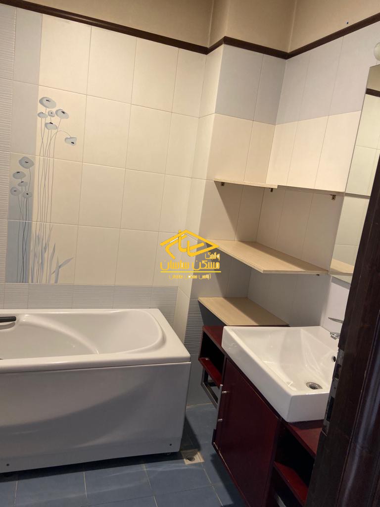 اجاره آپارتمان 200 متری 3 خواب خوش نقشه تکواحدی ویو بی نظیر کوهستان آشپزخانه فرنیش بوش طبقات بالا در جمشیدیه