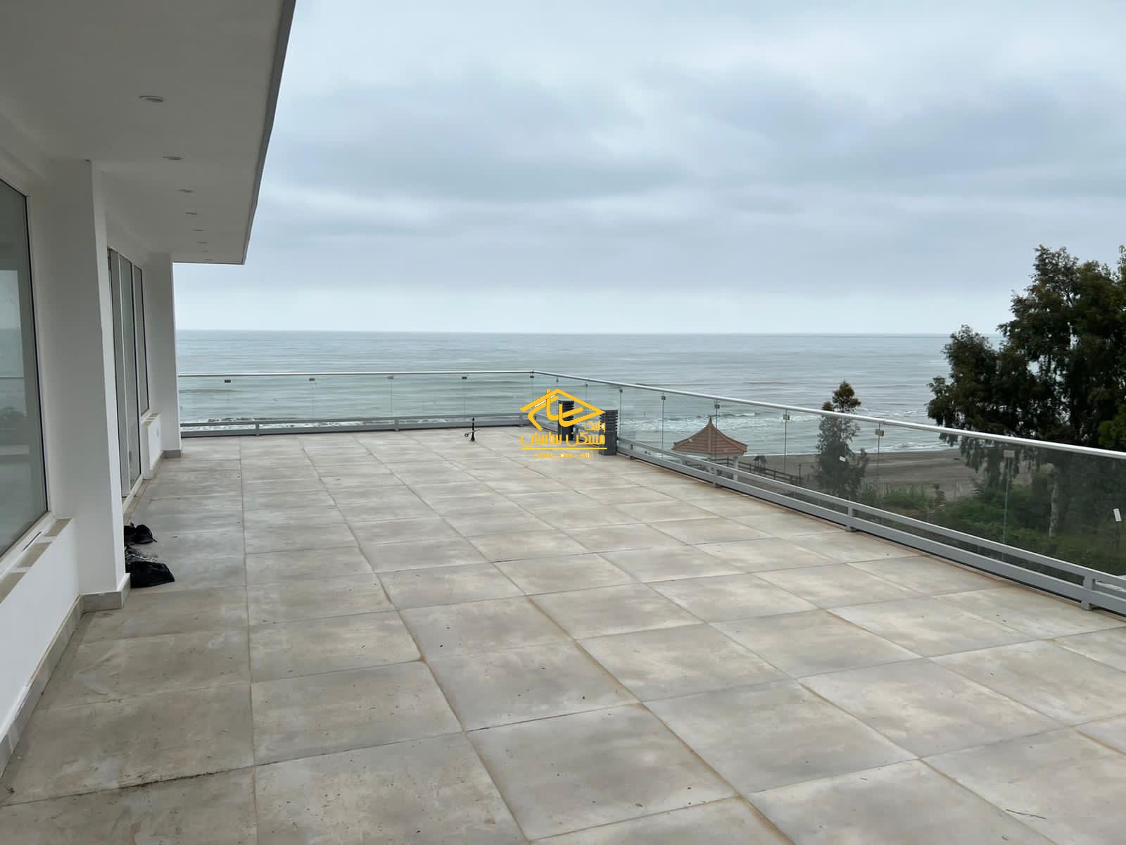 خريد ويلا در مازندران ٨٠٠ متر بنا تريبلكس ٥ خواب سوپرلوكس مدرن در ٢٢٠٠ متر زمين مشجر با ويو دريا در چلندر