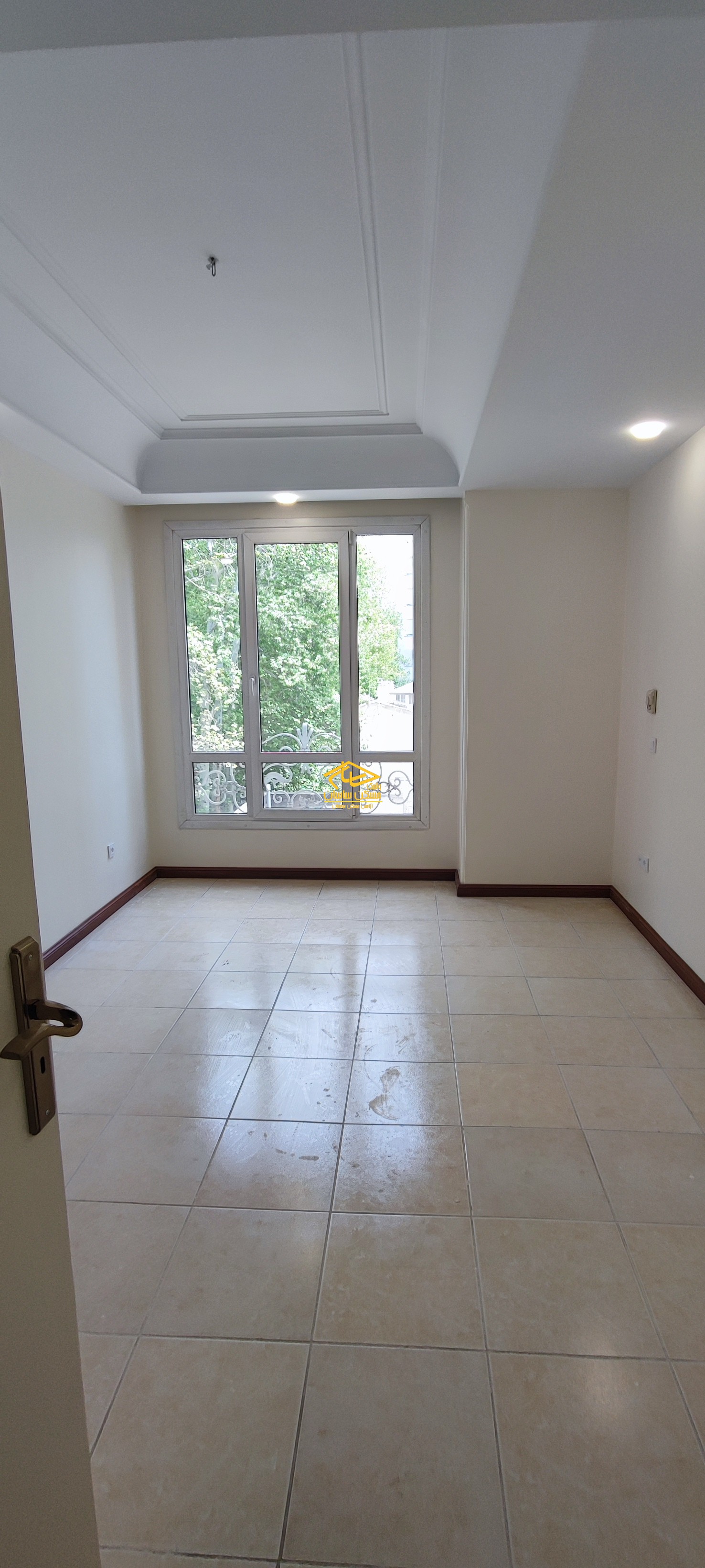 اجاره آپارتمان در محمودیه 220 متر 3 خواب خوش نقشه در برج