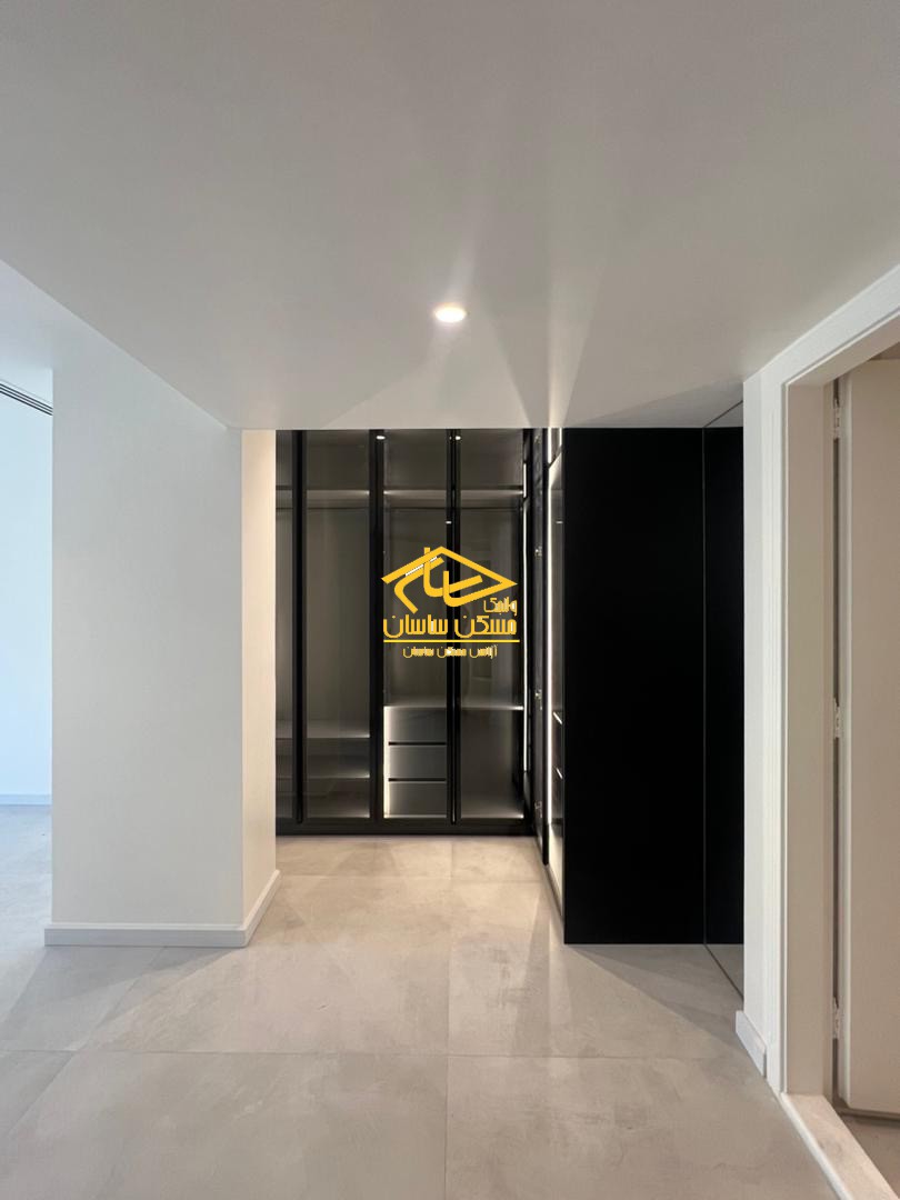 اجاره آپارتمان در فرشته 255 متر تکواحدی طبقات بالا بازسازی شده مدرن در خیابان آقابزرگی