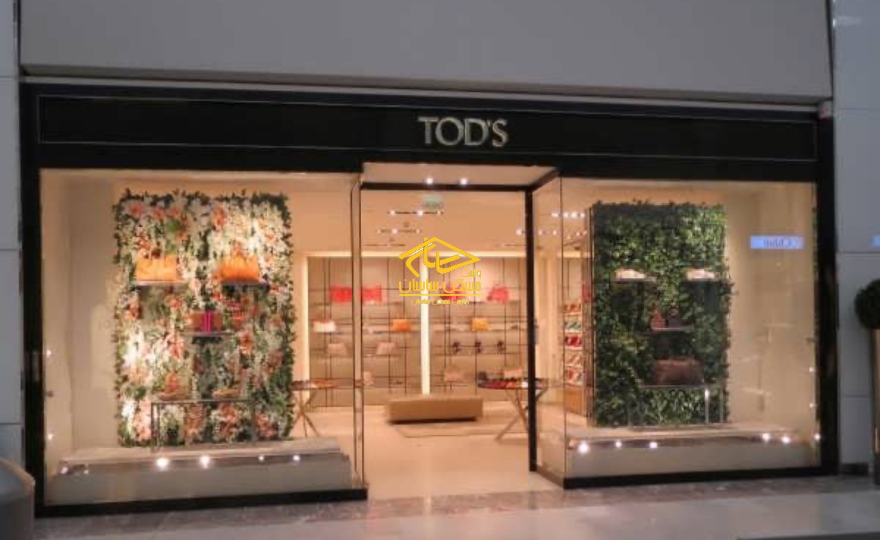 خريد مغازه در شهرك غرب ٧٤ متر با ٣٥ متر بالكن ٣ پاركينگ در مركز خريد ميلاد نور