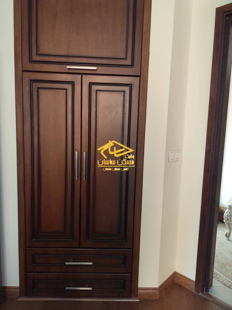 خريد آپارتمان در اوين ١٤٥ متر ٣ خواب خوش نقشه طبقات بالا ويو بي نظير تراس قابل چيدمان در برج سورنا