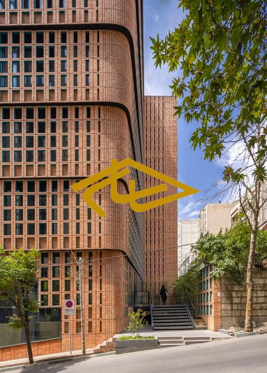 خرید و اجاره واحدهای اداری و تجاری در ساختمان هیترا ولنجک