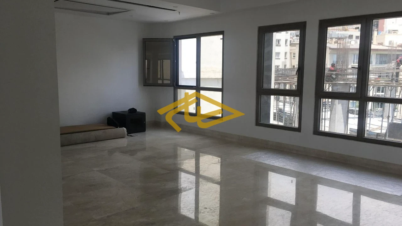 اجاره دفتر کار با سند اداری در زعفرانیه – ۱۷۰ متر، دو پارکینگ و لابی من