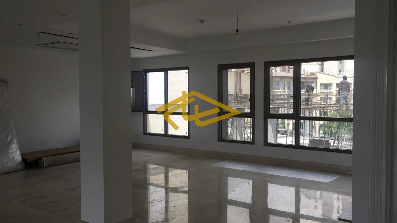 اجاره دفتر کار با سند اداری در زعفرانیه – ۱۷۰ متر، دو پارکینگ و لابی من