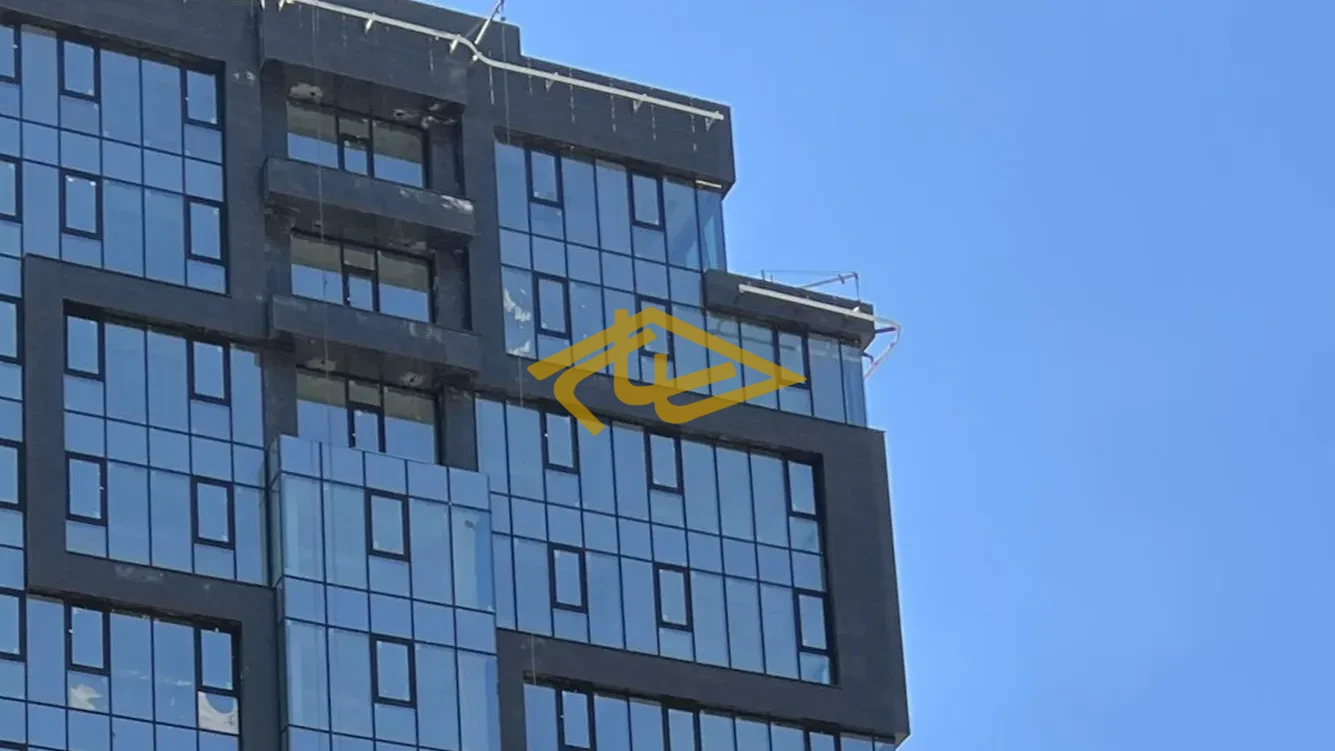 اجاره مغازه لوکس در ولنجک | ۱۵۰ و ۱۹۷ متری با ویترین عالی در معبر پررفت‌و‌آمد | املاک ساسان ولنجک