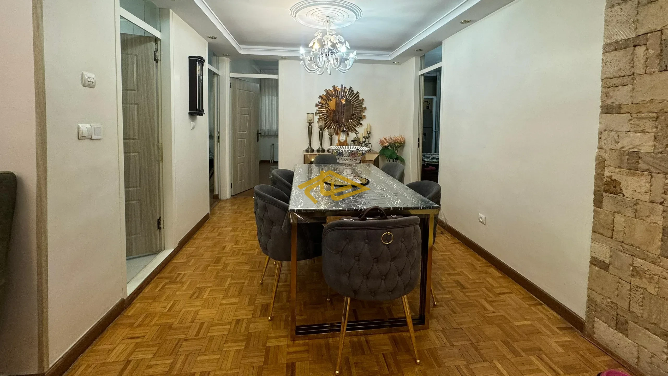 خرید آپارتمان 155 متری، 3 خوابه در زعفرانیه | خیابان پرزین بغدادی