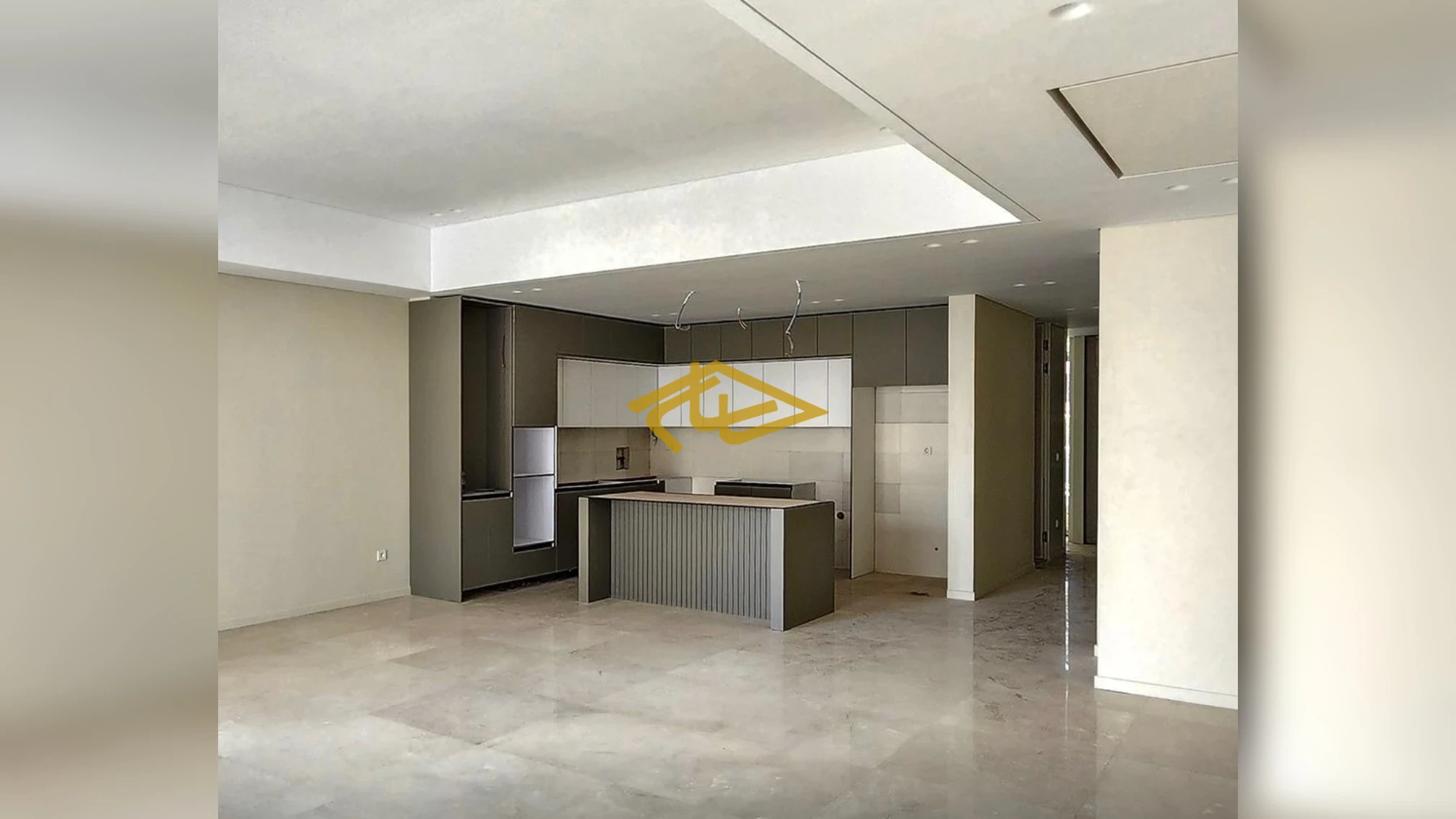 خرید آپارتمان 116 متری، 2 خوابه در زعفرانیه