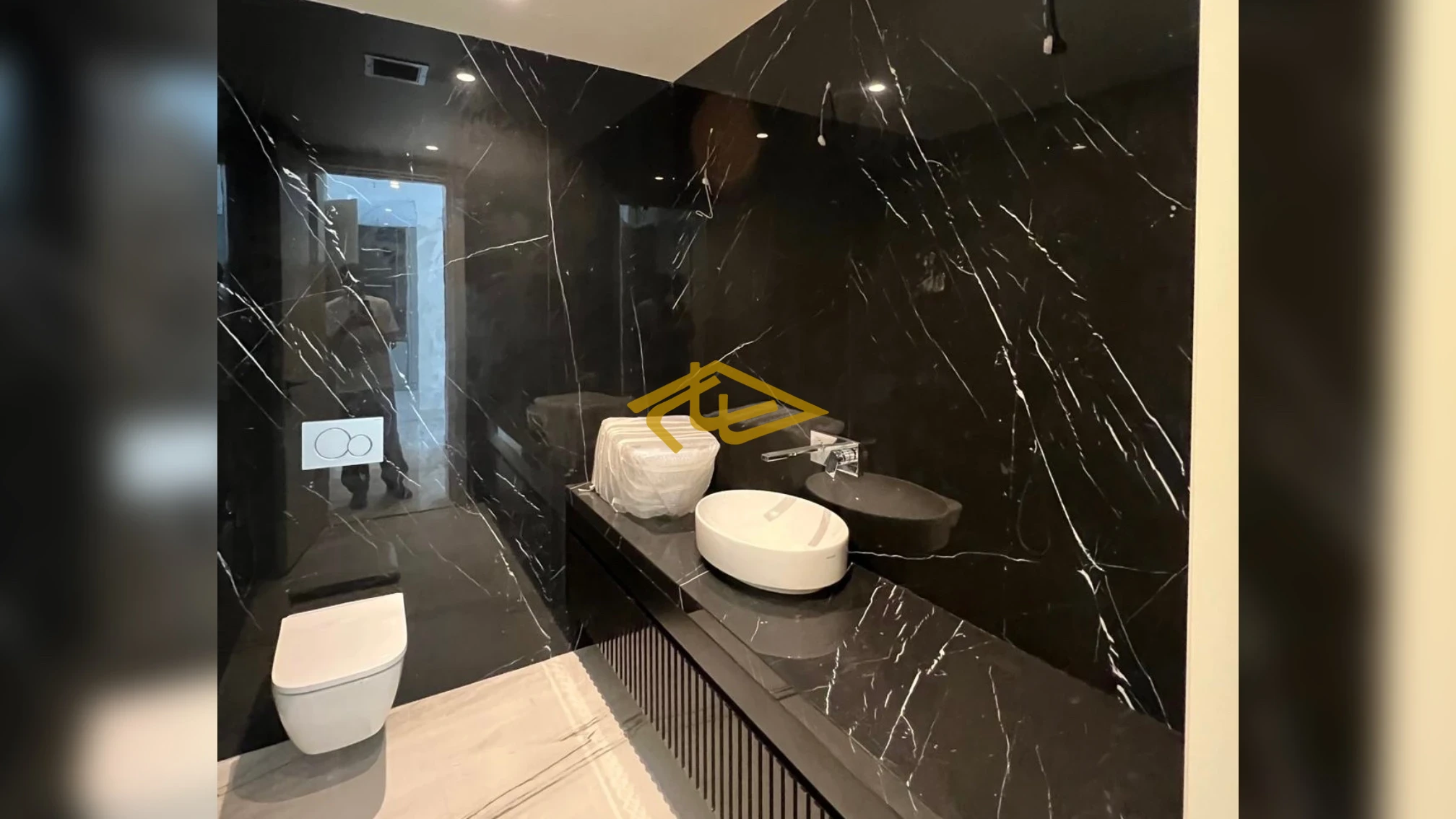 خرید و اجاره در ساختمان 10Forever زعفرانیه | سازنده علی دایی