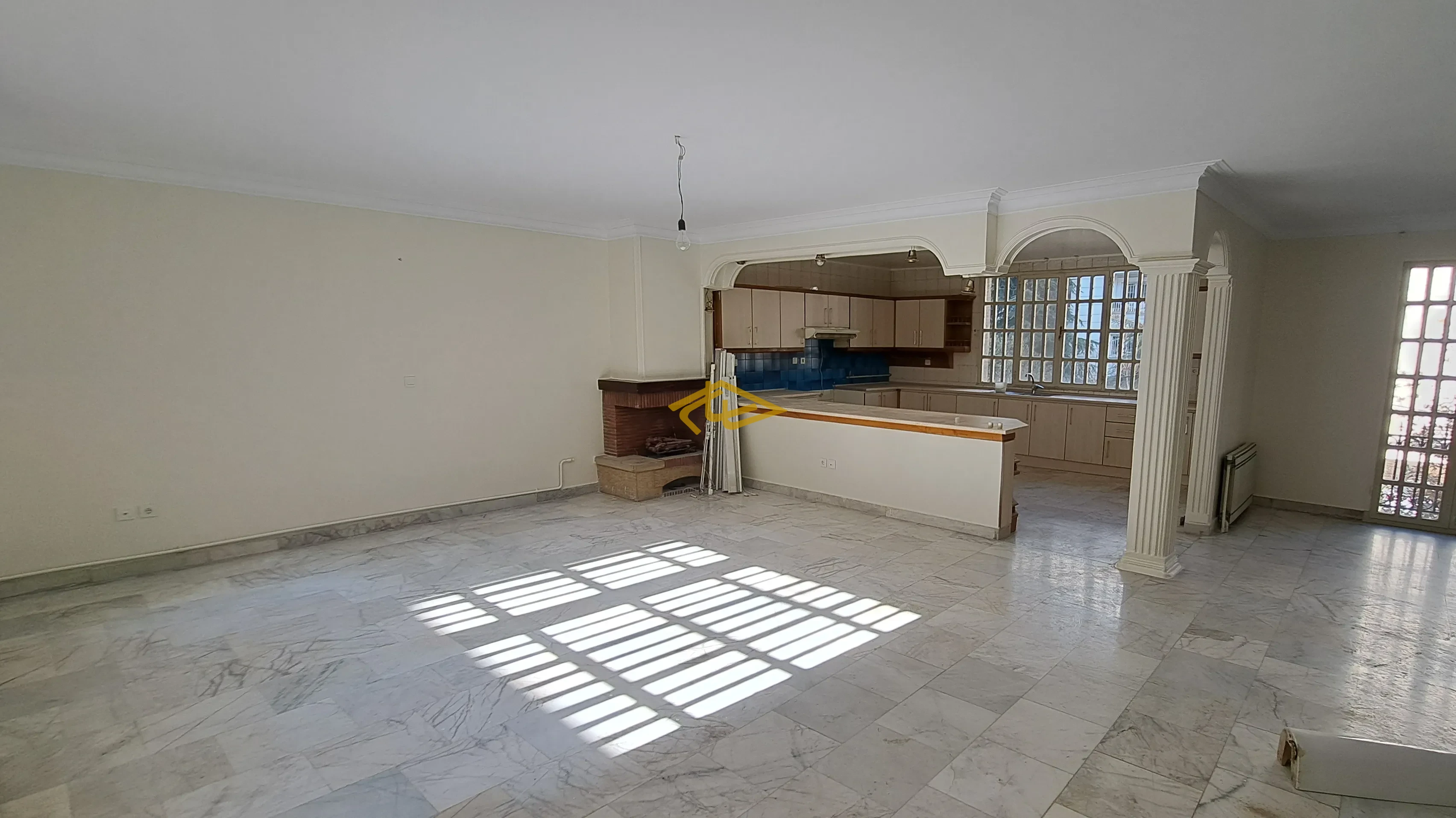 اجاره آپارتمان ۱۷۵ متری ۳ خوابه (یک خواب مستر) در ولنجک خیابان ۱۹ | پارکینگ، انباری و نگهبان مقیم