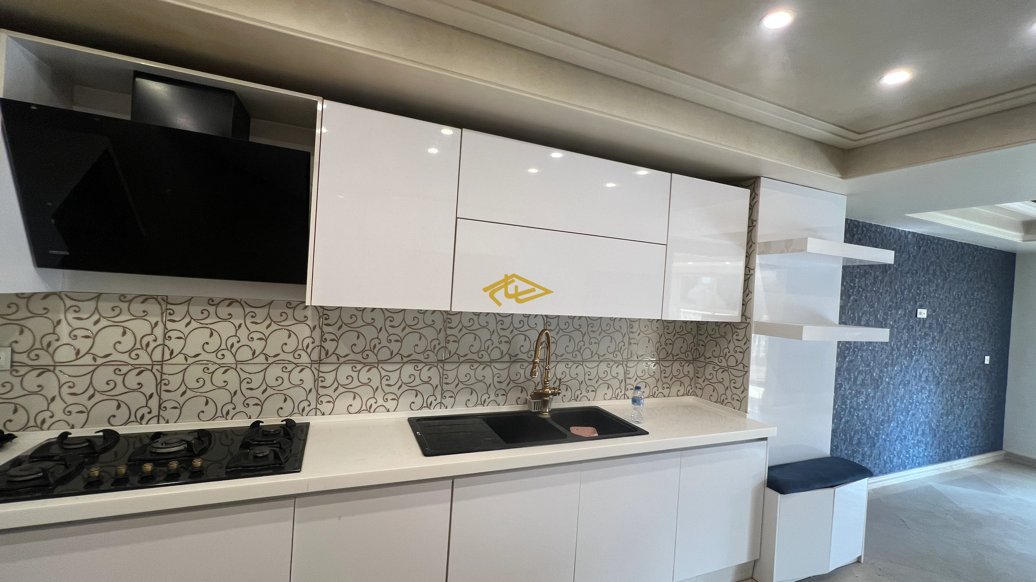 اجاره و رهن آپارتمان ۴۳۰ متری | سپیدکوه زعفرانیه