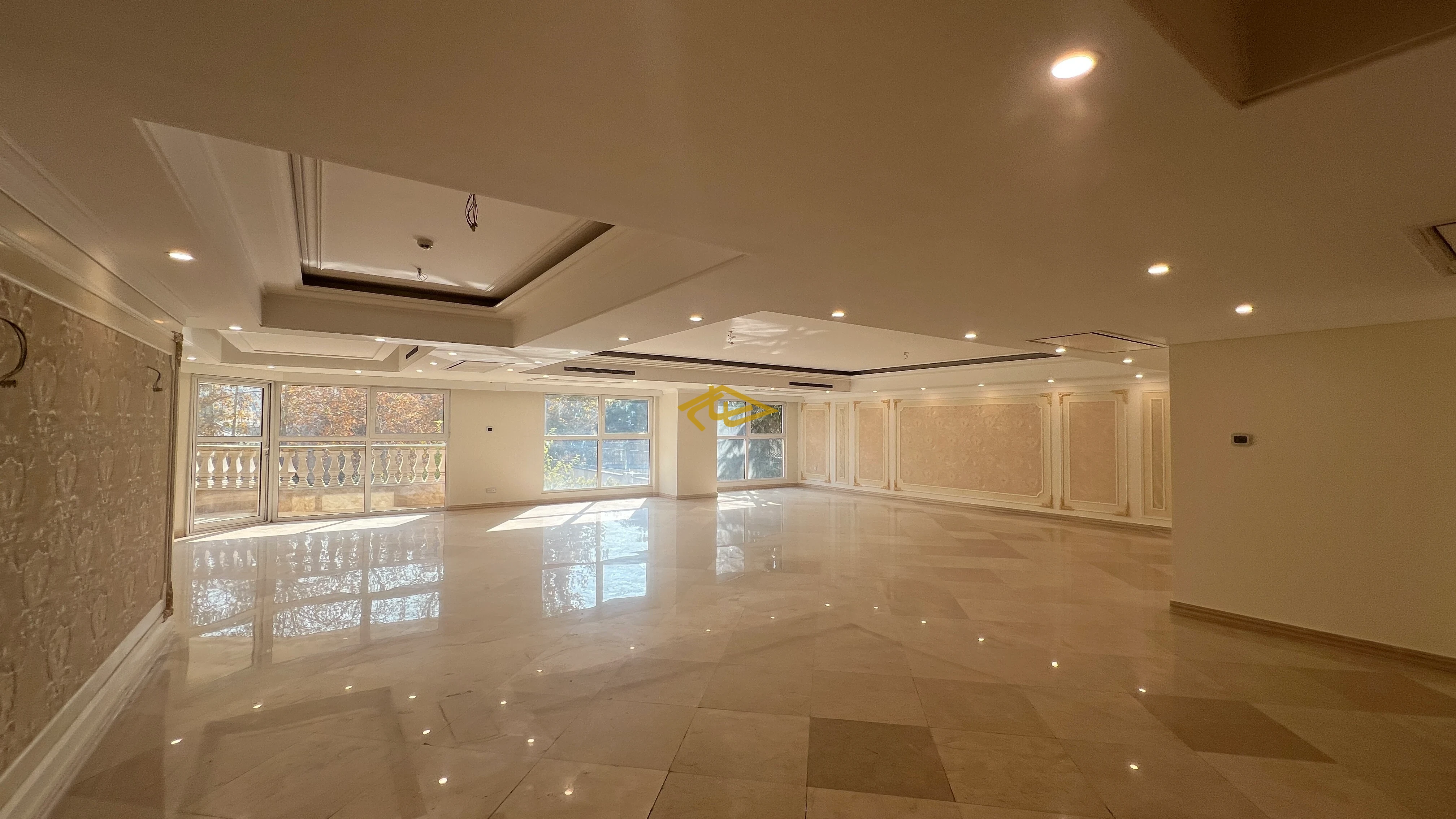 اجاره و رهن آپارتمان ۴۳۰ متری | سپیدکوه زعفرانیه