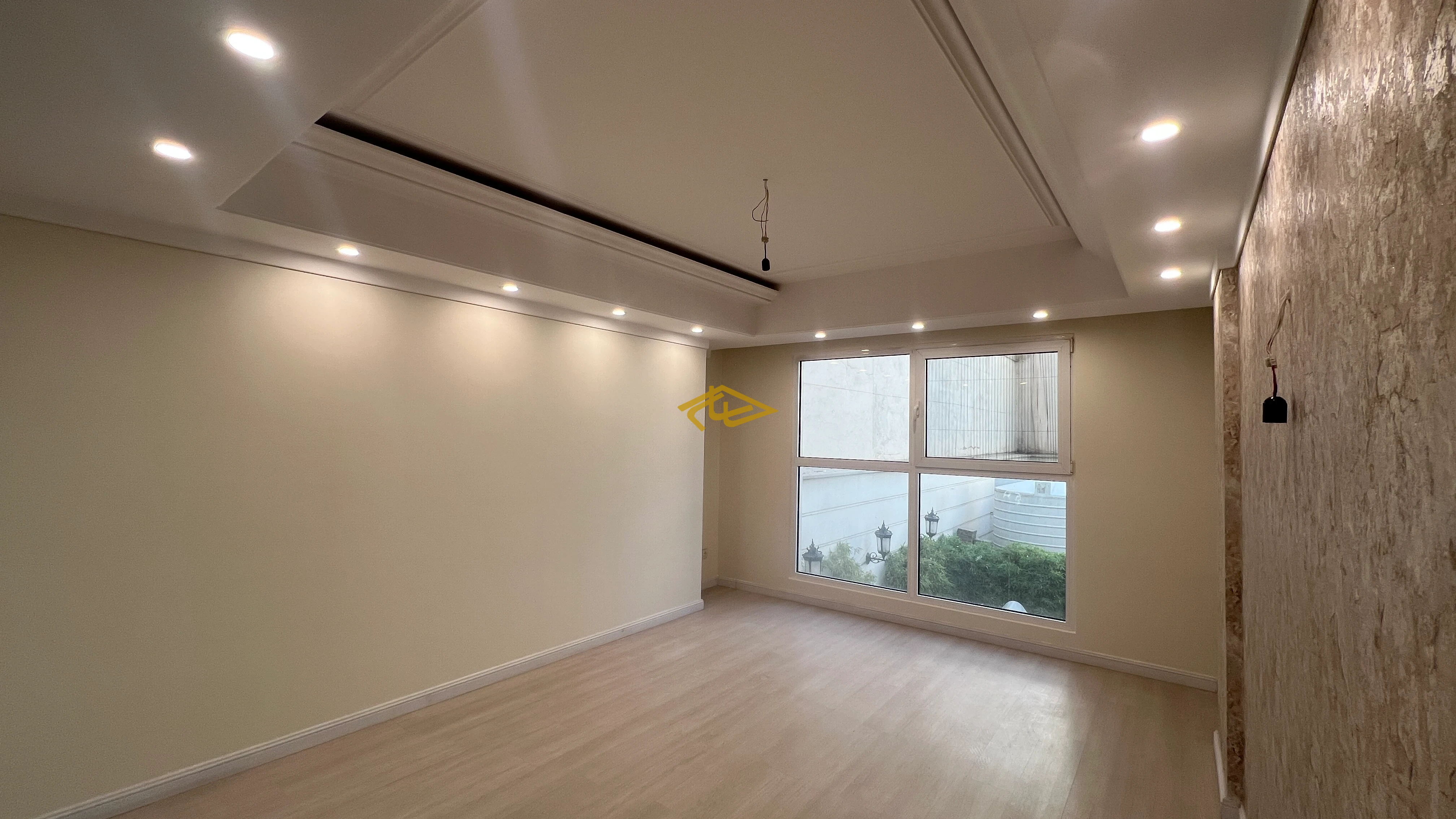 اجاره و رهن آپارتمان ۴۳۰ متری | سپیدکوه زعفرانیه