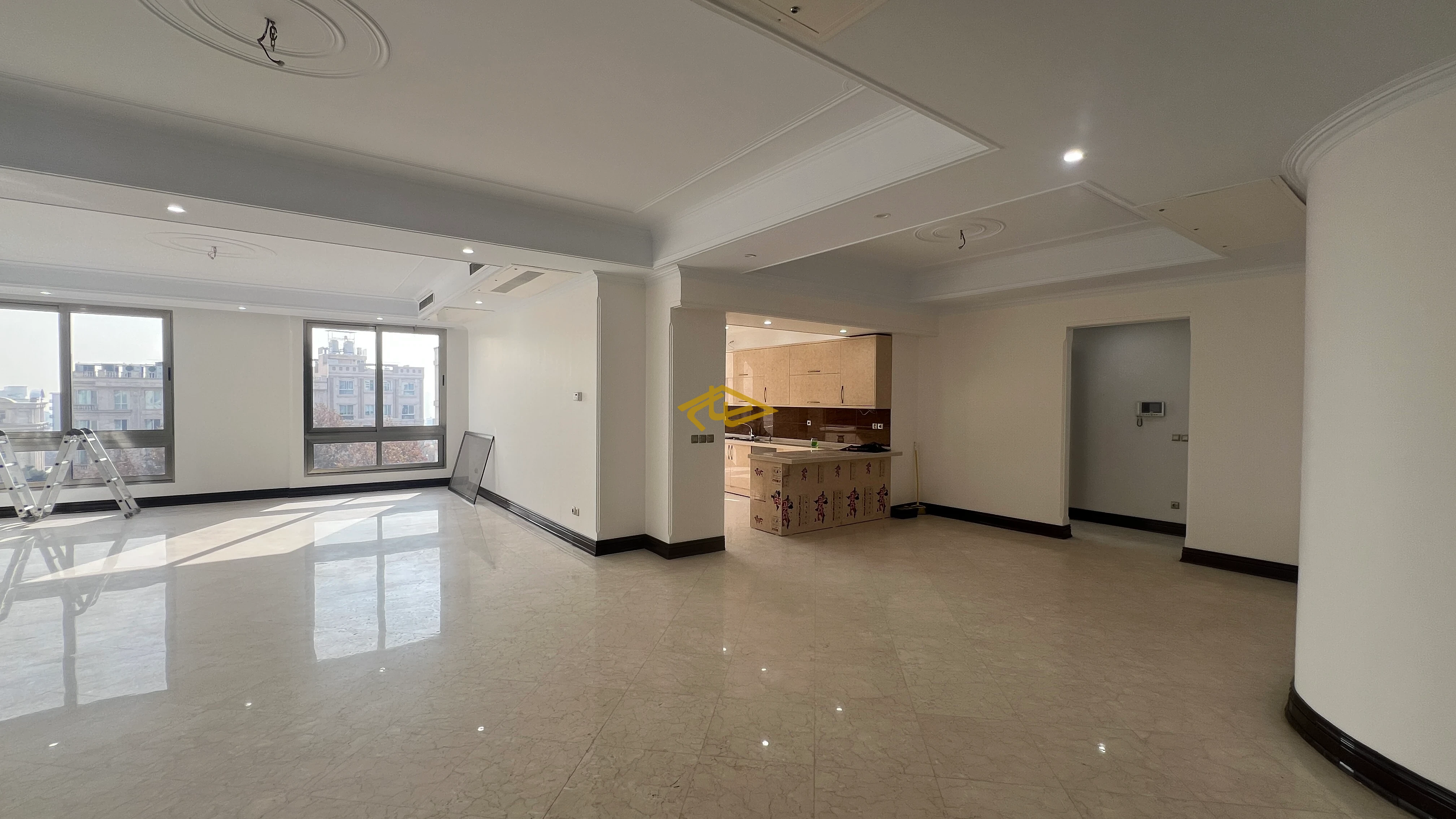 اجاره آپارتمان در زعفرانیه | ۳۳۰ متر، ۳ خواب مستر + سوئیت مهمان