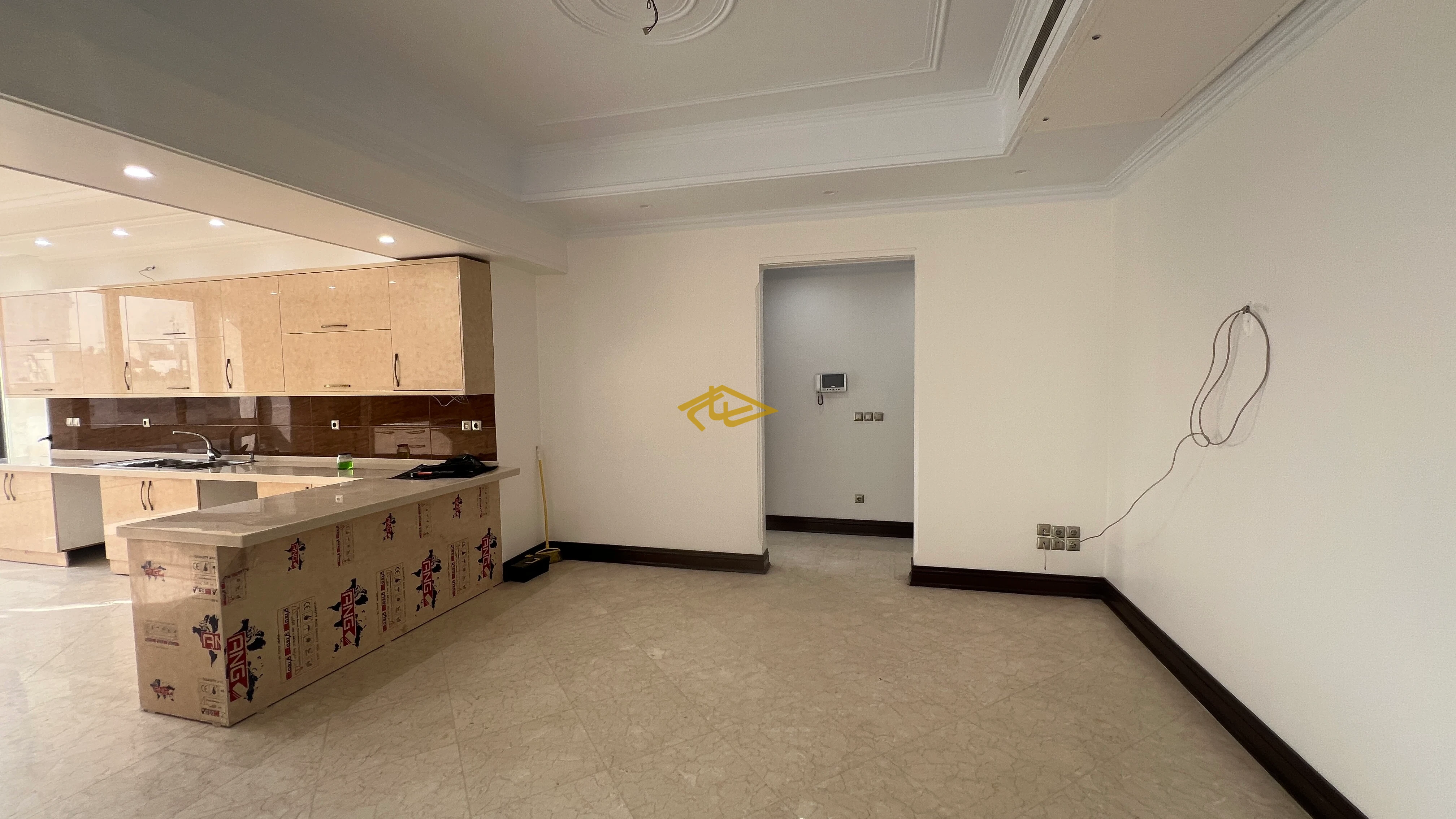 اجاره آپارتمان در زعفرانیه | ۳۳۰ متر، ۳ خواب مستر + سوئیت مهمان