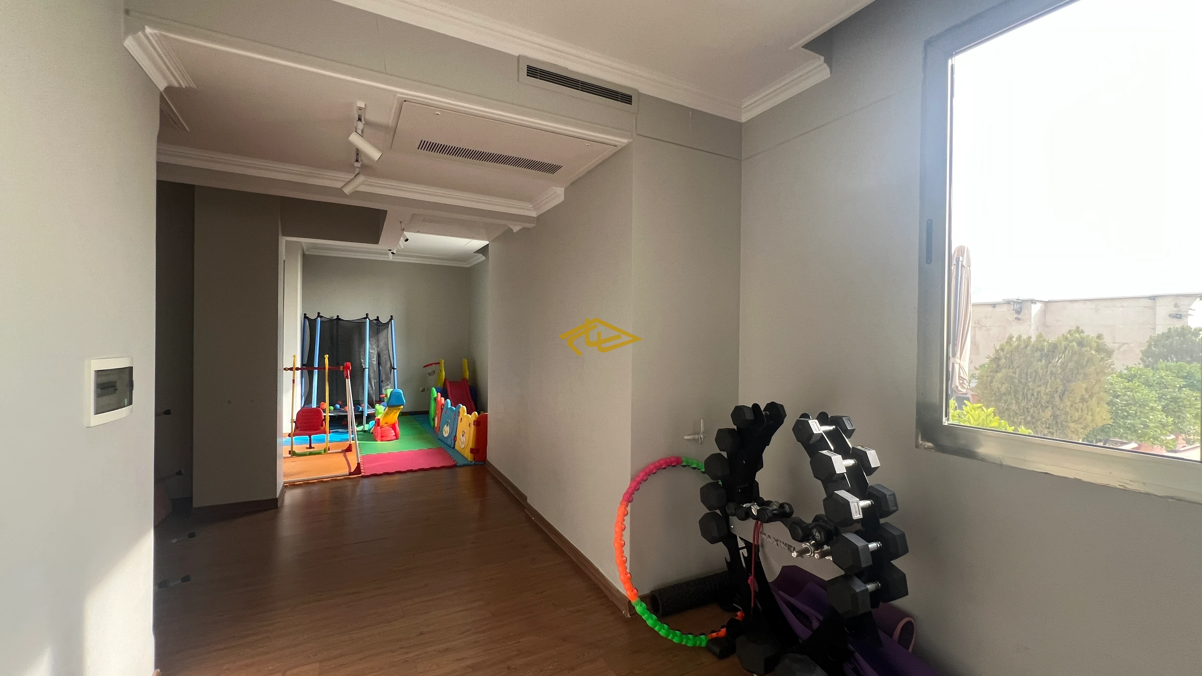 اجاره آپارتمان در زعفرانیه | ۳۳۰ متر، ۳ خواب مستر + سوئیت مهمان