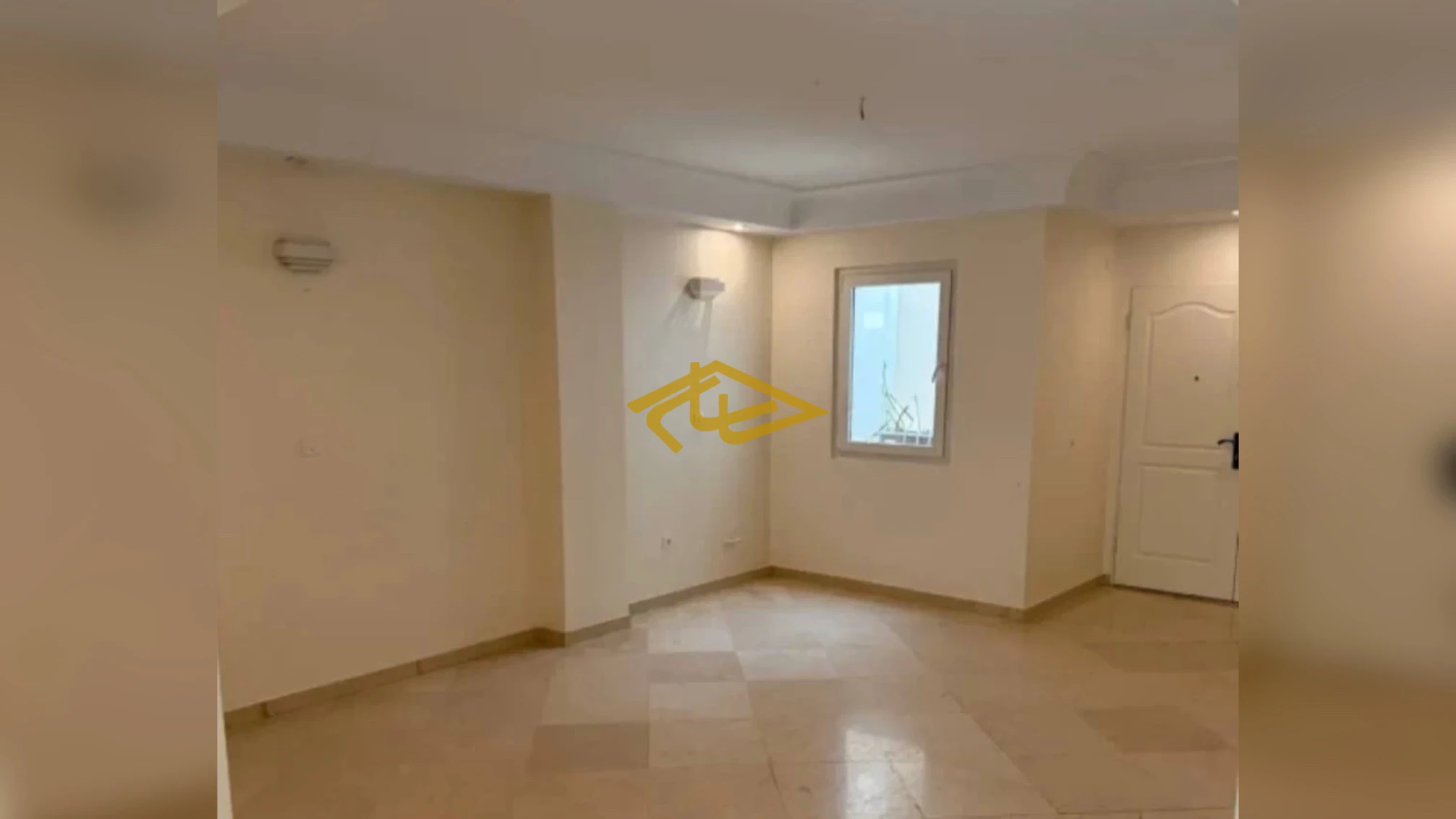 اجاره آپارتمان ۶۵ متری یک خوابه بازسازی شده در زعفرانیه خیابان پسیان | بالکن سبز | املاک ساسان