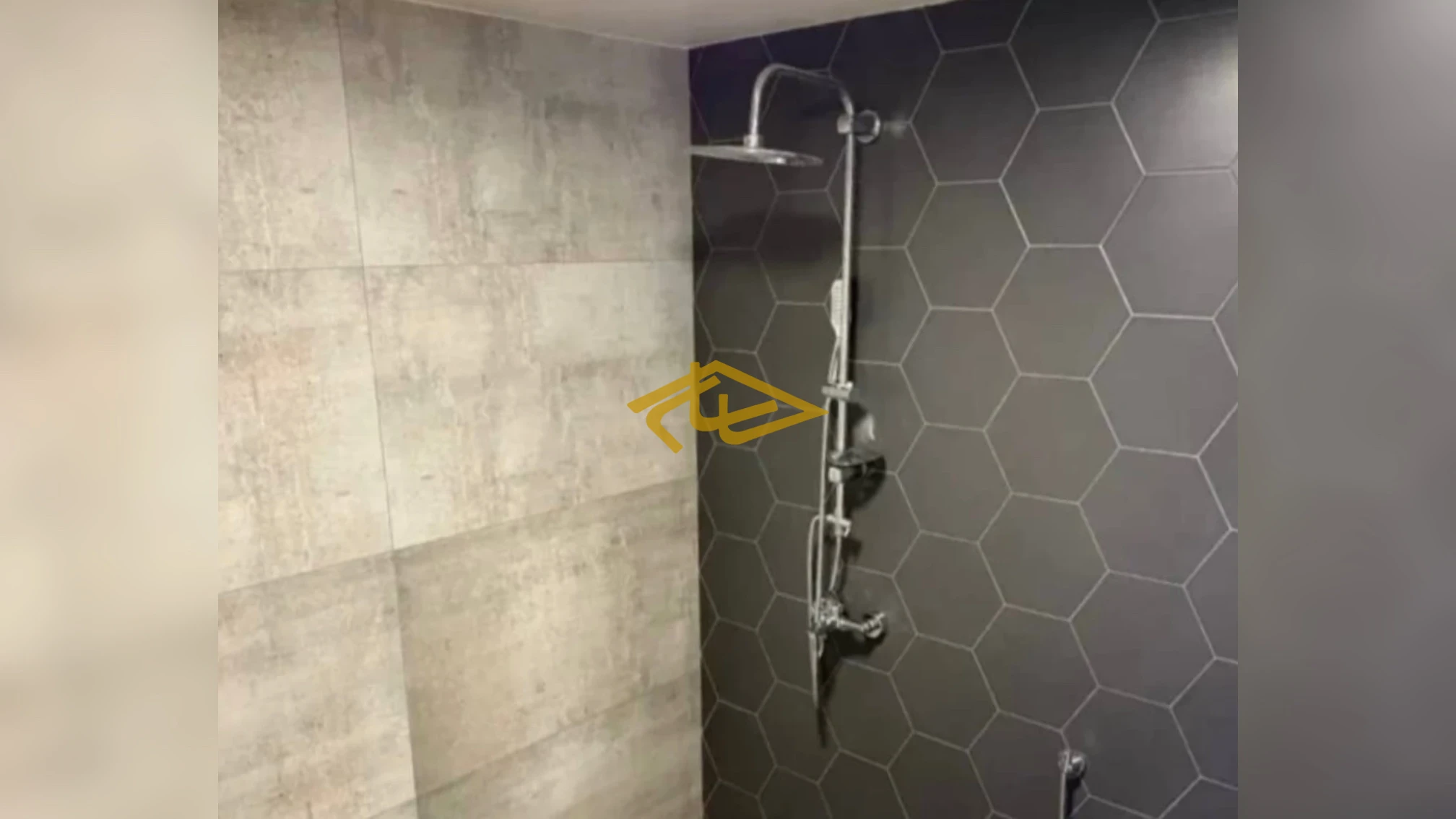 اجاره آپارتمان ۶۵ متری یک خوابه بازسازی شده در زعفرانیه خیابان پسیان | بالکن سبز | املاک ساسان